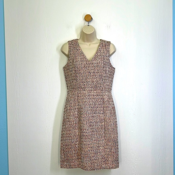 White House Black Market Dresses & Skirts - White House Black Market - Tweed Sheath V Neck Sleeveless Multicolor Dress SZ 4